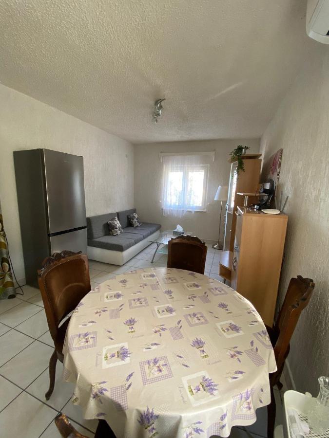 Toni&Megi Apartment Jesenice  Luaran gambar